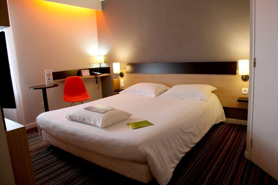 Kyriad Tours Sud - Chambray Les Tours Exterior photo