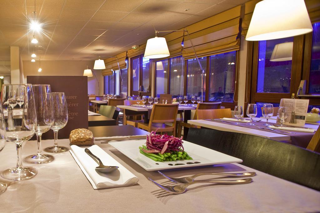 Kyriad Tours Sud - Chambray Les Tours Hotel Restaurant photo